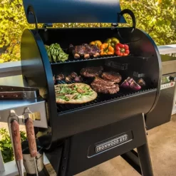 Barbecue à Pellets TRAEGER Ironwood 650 7 Barbecue à Pellets TRAEGER Ironwood 650 -Les gens du barbecue. barbecue a pellets traeger ironwood 650 noir 3