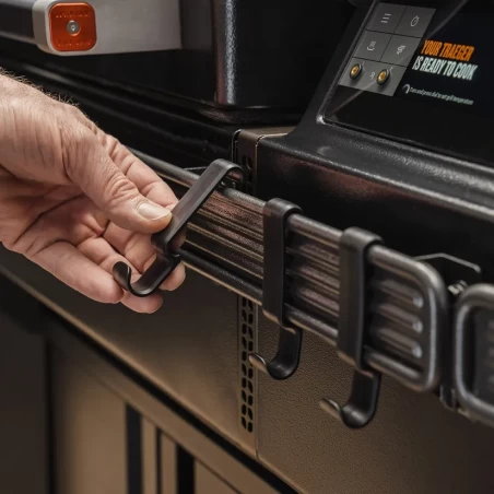 Lot De 3 Crochets Portes Ustensiles Pop-And-Lock TRAEGER 2 Lot De 3 Crochets Portes Ustensiles Pop-And-Lock TRAEGER – Image 2